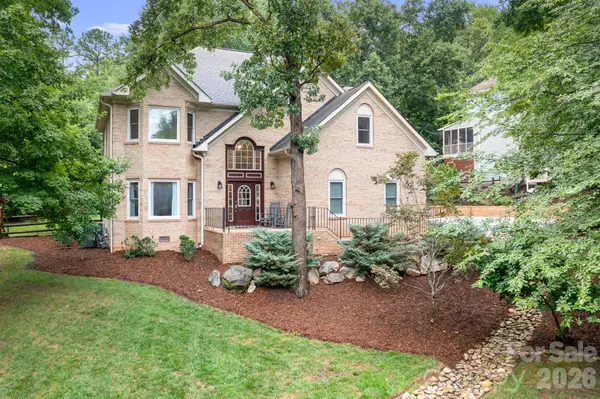 7048 Mariners CT, Tega Cay, SC 29708