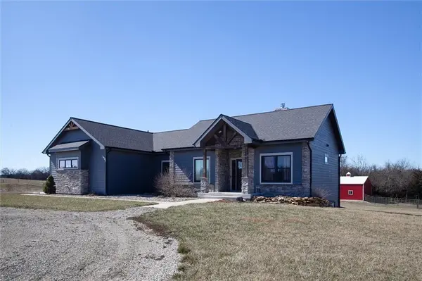 537 E 550 RD, Overbrook, KS 66524