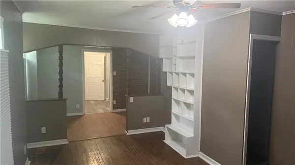 420 Farley TER, Independence, MO 64053