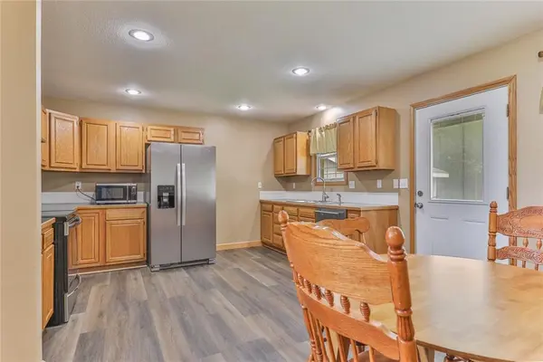 1003 S Ridgeway ST, Caney, KS 67333