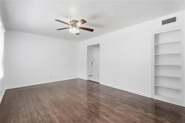 7339 Nall AVE, Prairie Village, KS 66208