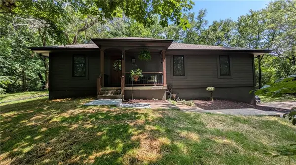 22001 S Hedge Hill DR, Pleasant Hill, MO 64080