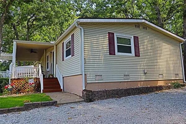 558 SE 1291st RD, Clinton, MO 64735