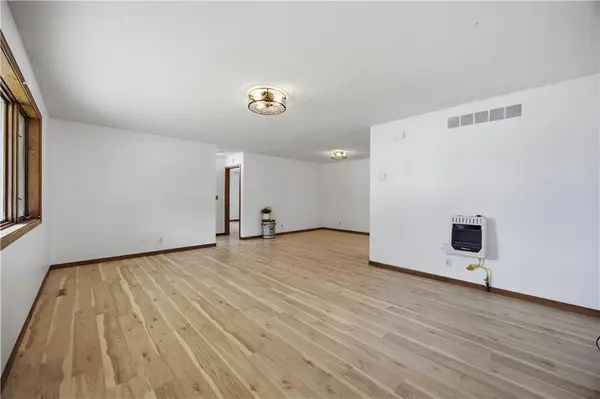 324 N 8th ST, Fredonia, KS 66736