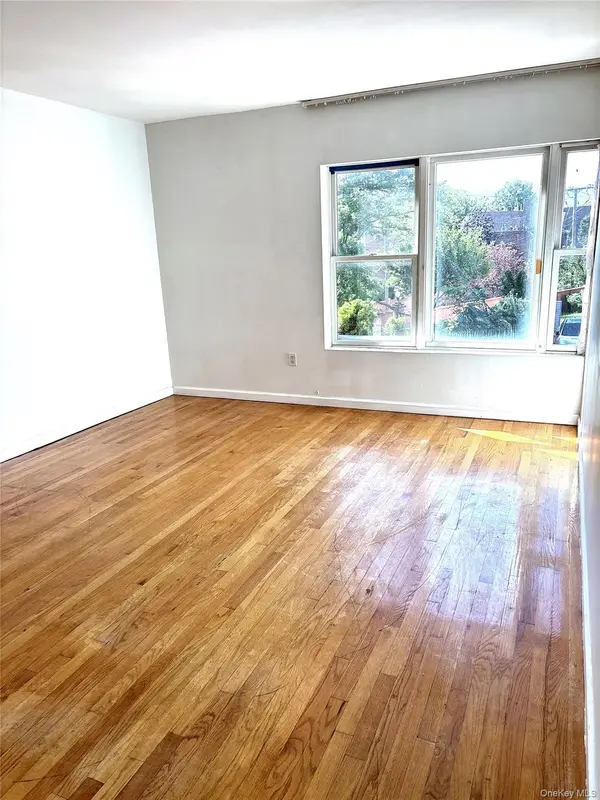 114-67 Taipei CT, College Point, NY 11356