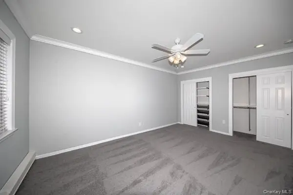 666 Fulton ST #666-5B, Farmingdale, NY 11735