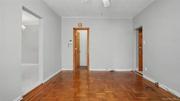 2977 Harding AVE, Bronx, NY 10465