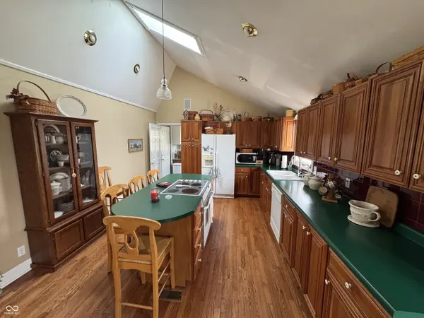 10090 N State Road 75 HWY, North Salem, IN 46165