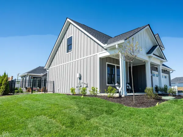 16175 Quarter Pole LN, Westfield, IN 46074