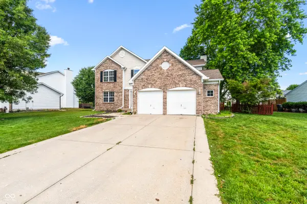 420 Paddock RD, Greenwood, IN 46142