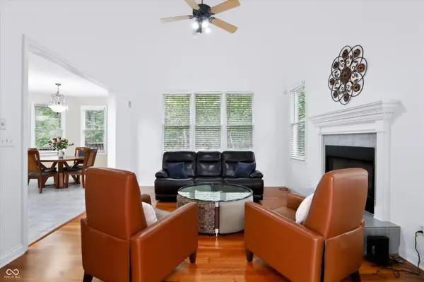9330 E Timberline DR, Indianapolis, IN 46256