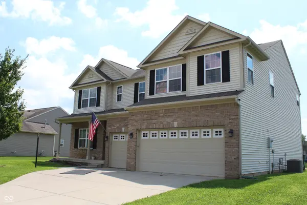 6737 Wilmot LN, Avon, IN 46123