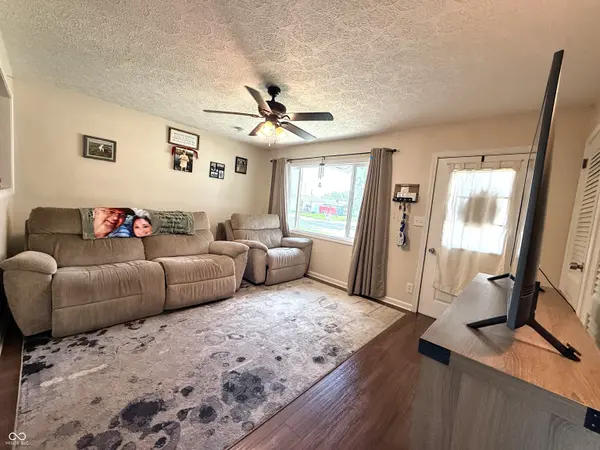 26 Center DR, Crawfordsville, IN 47933