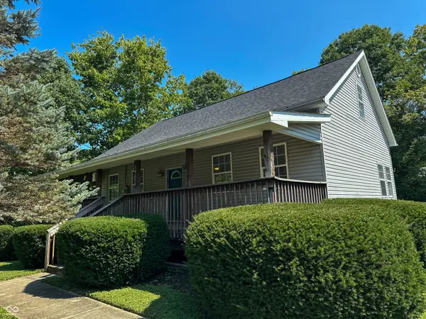 16654 Manchester ST, Moores Hill, IN 47032