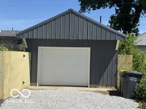 2742 W 18th ST, Anderson, IN 46011