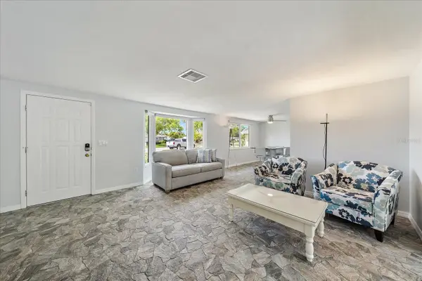 2431 BISPHAM RD, Sarasota, FL 34231