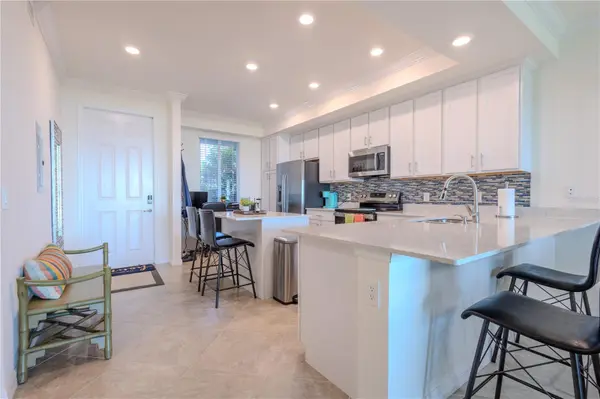 1030 TIDEWATER SHORES LOOP #104, Bradenton, FL 34208
