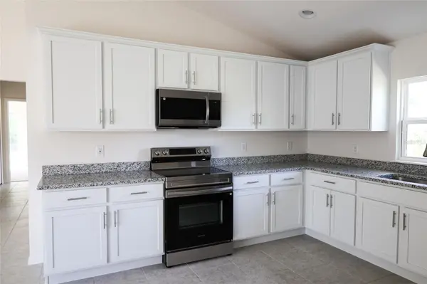 89 W CENTRAL AVE, Webster, FL 33597