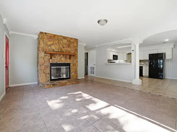1361 PETERS DR, Leesburg, FL 34748