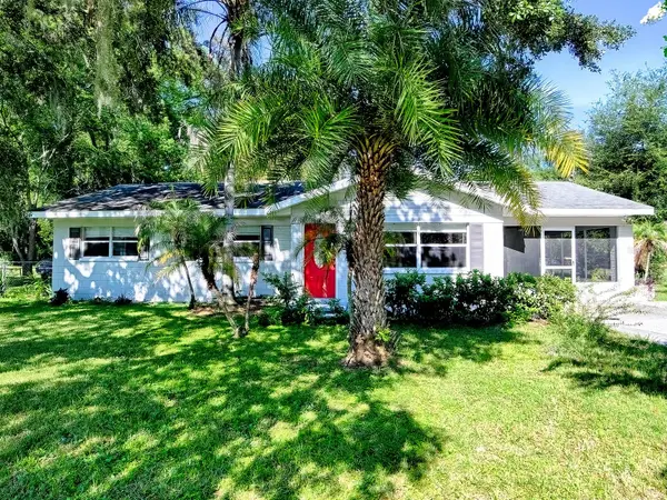 1361 PETERS DR, Leesburg, FL 34748