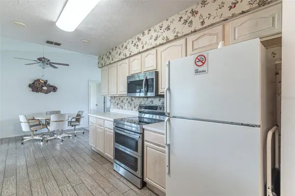 2260 GRAND CYPRESS DR, Lakeland, FL 33810