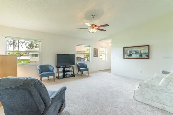 2260 GRAND CYPRESS DR, Lakeland, FL 33810