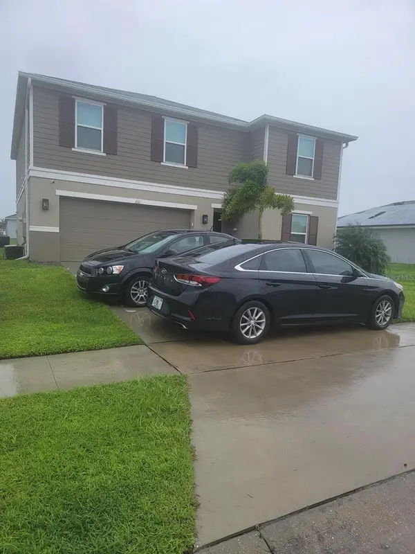 2111 FICUS ST, Mascotte, FL 34753