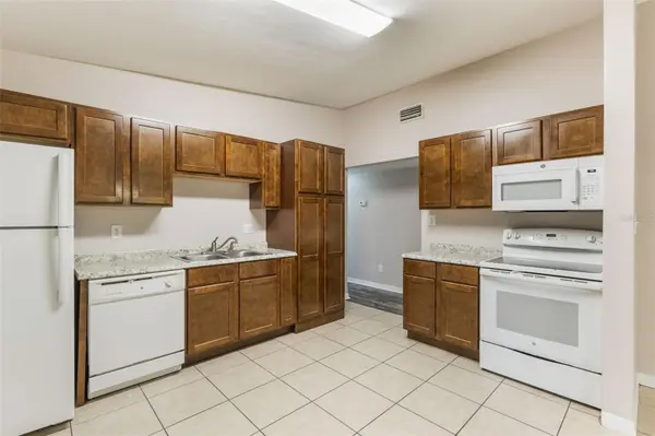 212 HOMEWOOD DR, Sanford, FL 32773