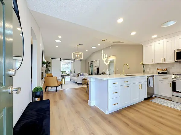 1305 LA ESTRELLITA WAY, The Villages, FL 32162