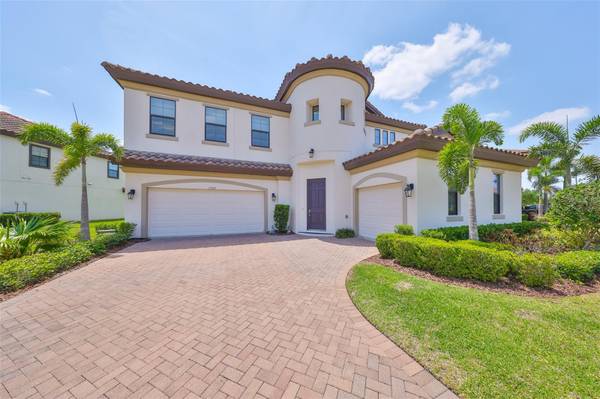 11909 CLIMBING FERN AVE, Riverview, FL 33579