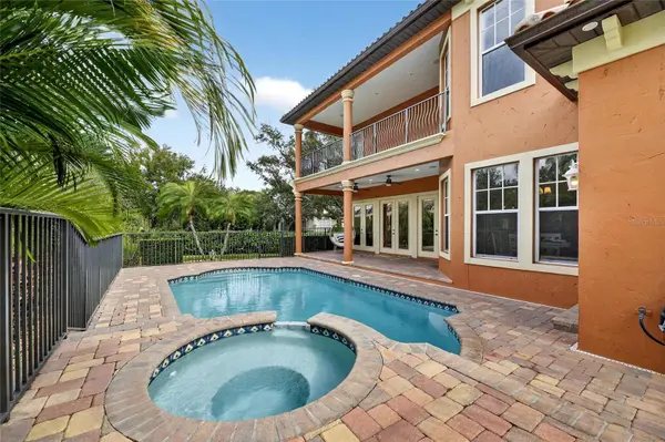 5910 LA ROSA LN, Apollo Beach, FL 33572