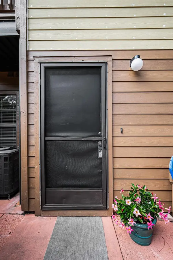 2205 LENNOX RD E #2205, Palm Harbor, FL 34683