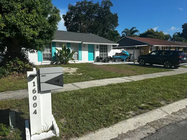 16004 SADDLE CREEK DR, Tampa, FL 33618