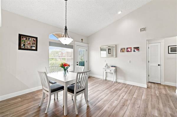 1001 POND VIEW CT, Tarpon Springs, FL, 34689 photo 9