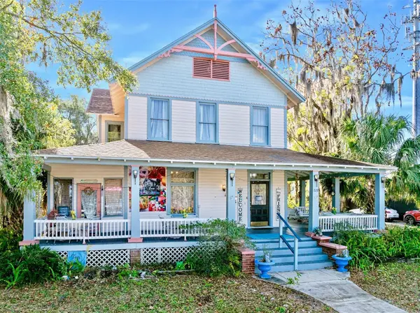228 W HOWRY AVE, Deland, FL 32720