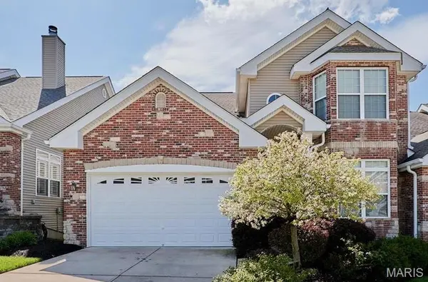 197 Woodland Place CT, St Charles, MO 63303