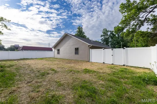 Address not disclosed, Poplar Bluff, MO 63901