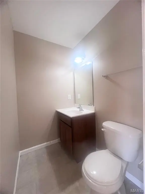 11 Cabanne Townhome DR, St Louis, MO 63112