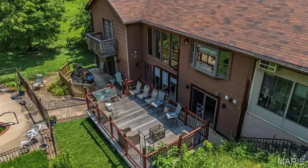 1191 Indian Bluff LN, St Louis, MO 63138