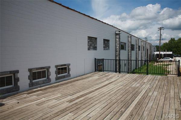 299 Peterson ST, Leadington, MO 63601