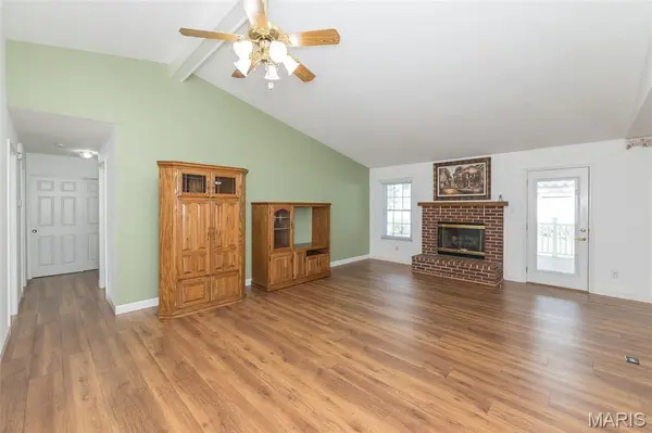 1124 Athena WAY, St Peters, MO 63376