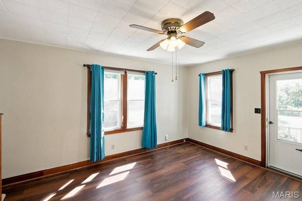 301 Red Oak AVE, Rosebud, MO 63091