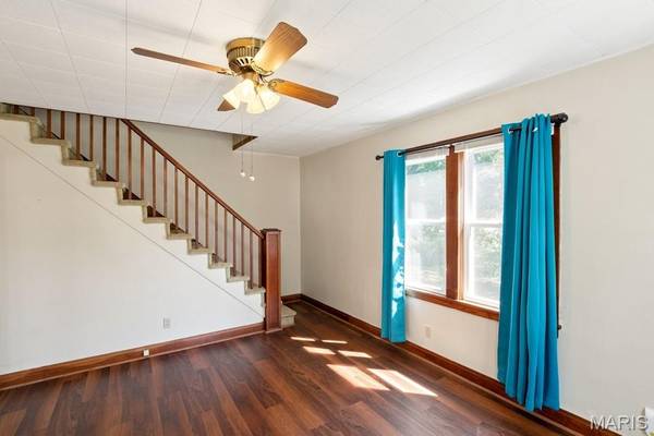 301 Red Oak AVE, Rosebud, MO 63091