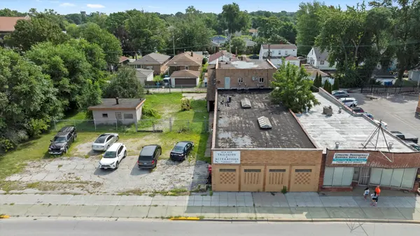 591 Burnham AVE, Calumet City, IL 60409
