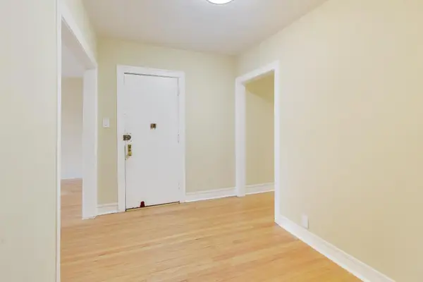 2221 E 68th ST #3, Chicago, IL 60649