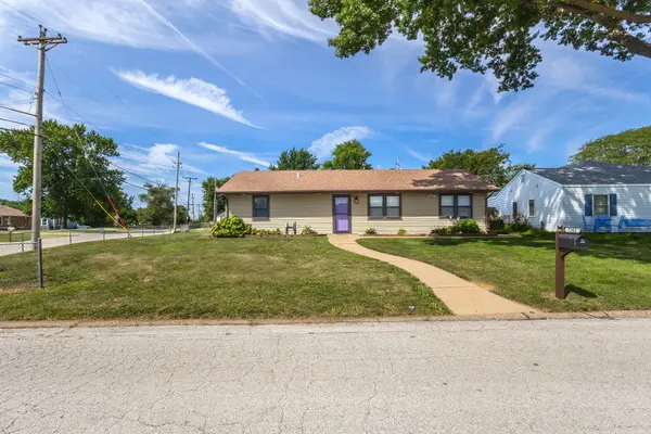 7202 Kelling ST, Davenport, IA 52806