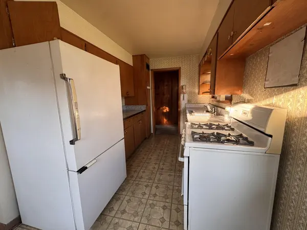 203 E 2nd ST, Genoa, IL 60135
