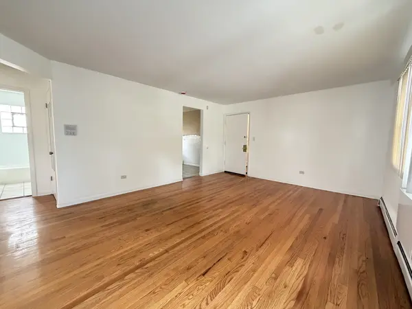 700 N Parkside AVE #2S, Chicago, IL 60644