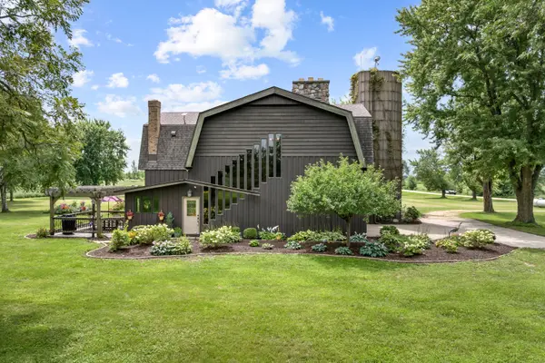 34066 Myelle RD, Kingston, IL 60145