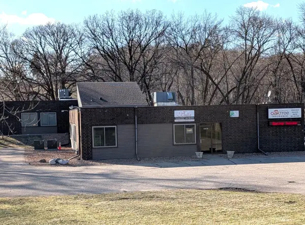 15870 Franklin TRL SE, Prior Lake, MN 55372